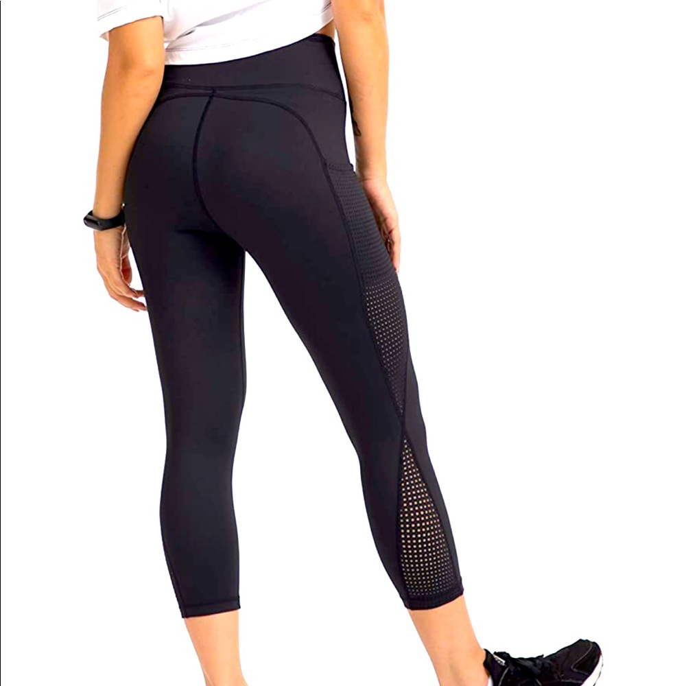 High waisted Capri leggings